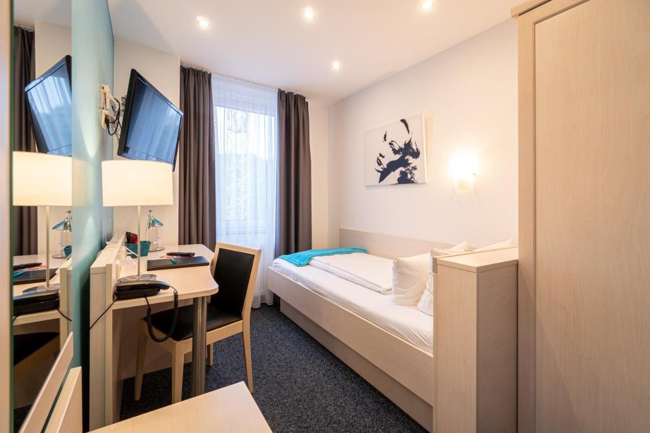 Deutscher Hof Hotel 3*
